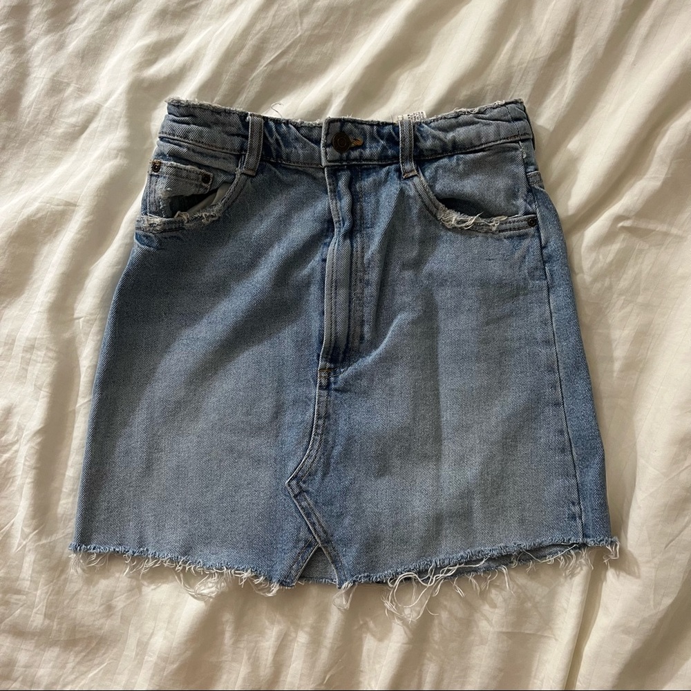 Zara denim skirt (XS)
